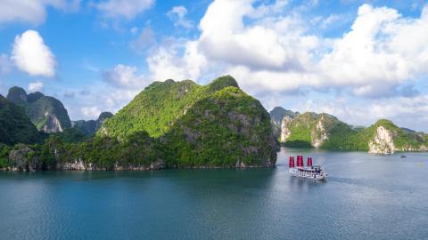 Amazing Halong Bay Luxury Sailing  Vietnam